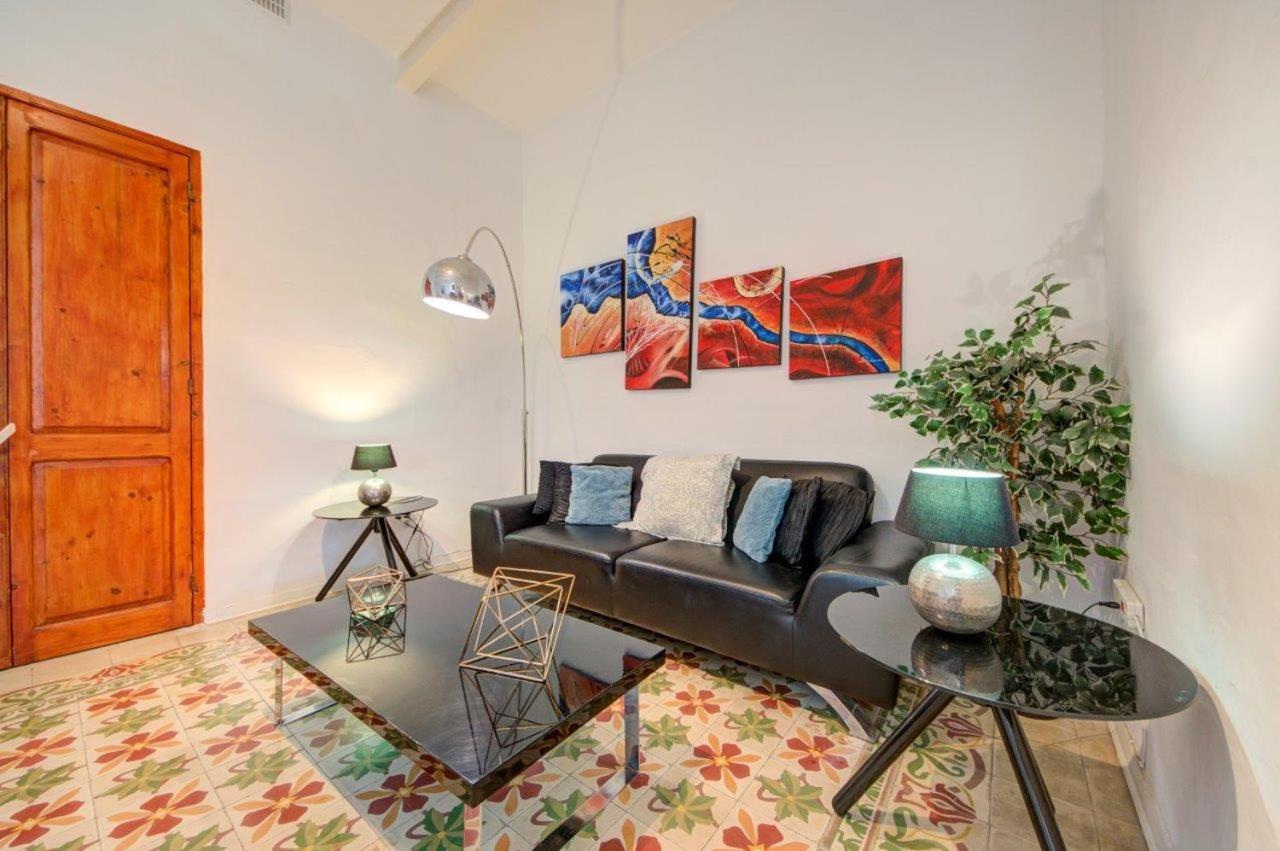 Valletta 2 Bedroom Sleeps 6 Apartment Walking Distance To Centre And The Sea Valeta Exterior foto